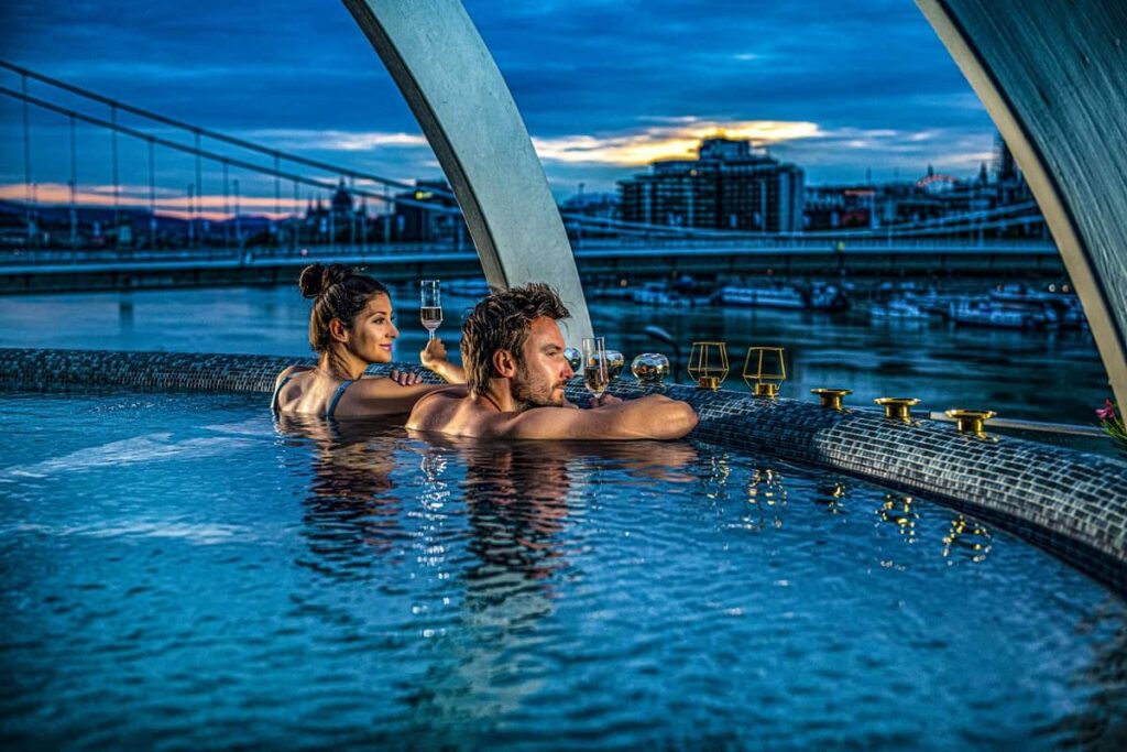 Rudas, tetőtéri wellness